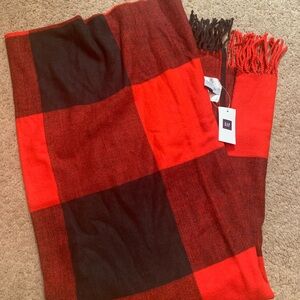Red and Black Plaid Scarf Gap